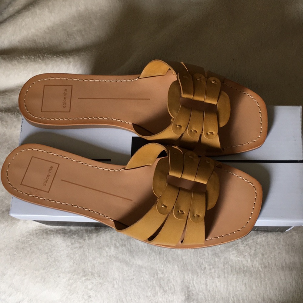 Dolce vita cyra slide sandals